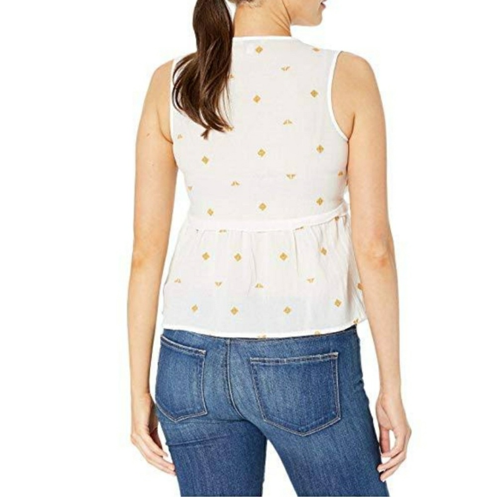 Lucky brand sleveless romantic top size large - Picture 3 of 3